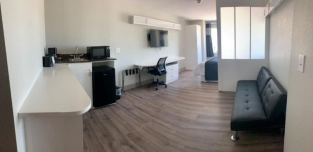 Crystal Inn, Port Arthur