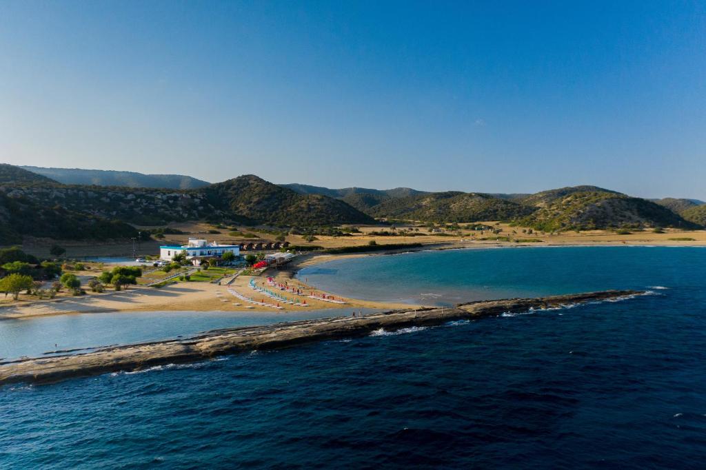 Livana Hotel — Hotel in Rizokarpaso