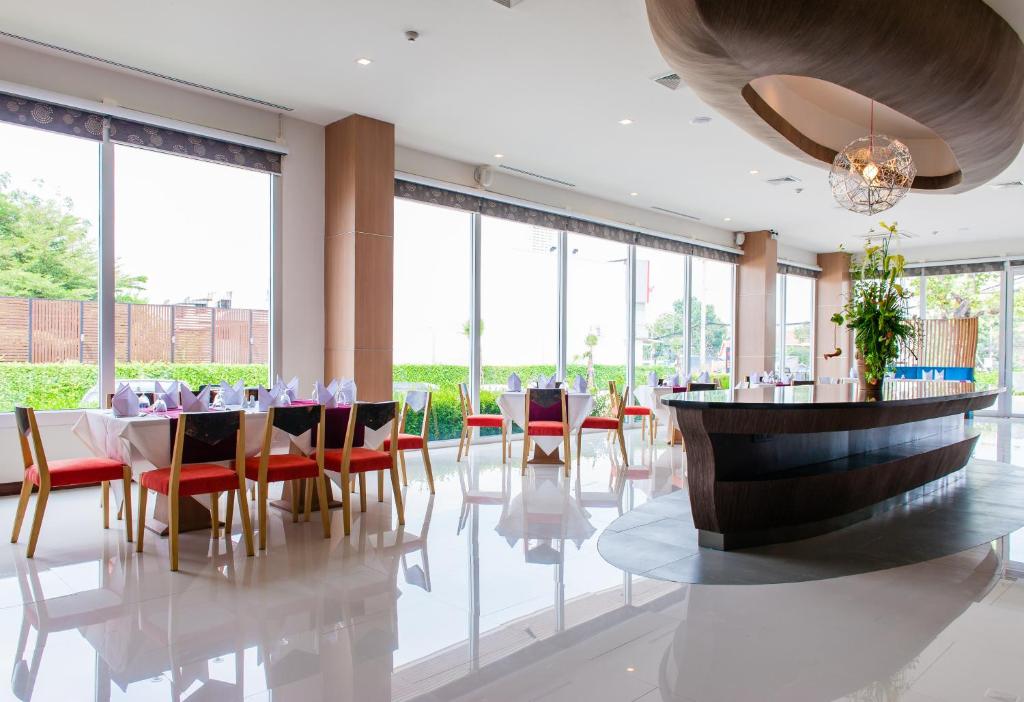 42C ザ シック ホテル (42C The Chic Hotel)