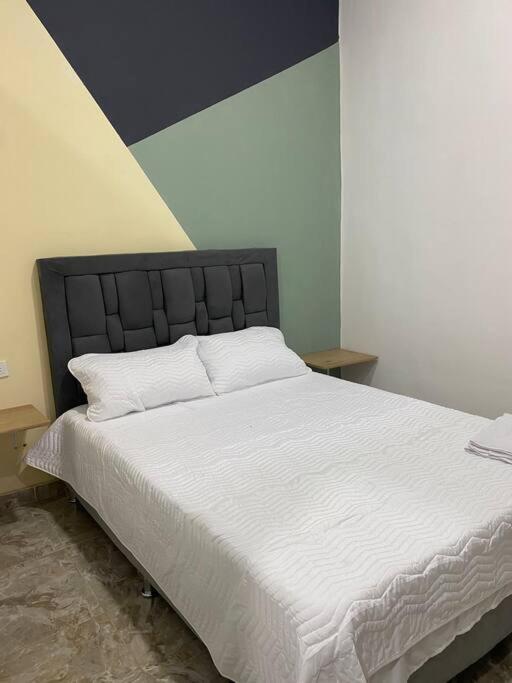Aparta estudio Guadalajara de Buga