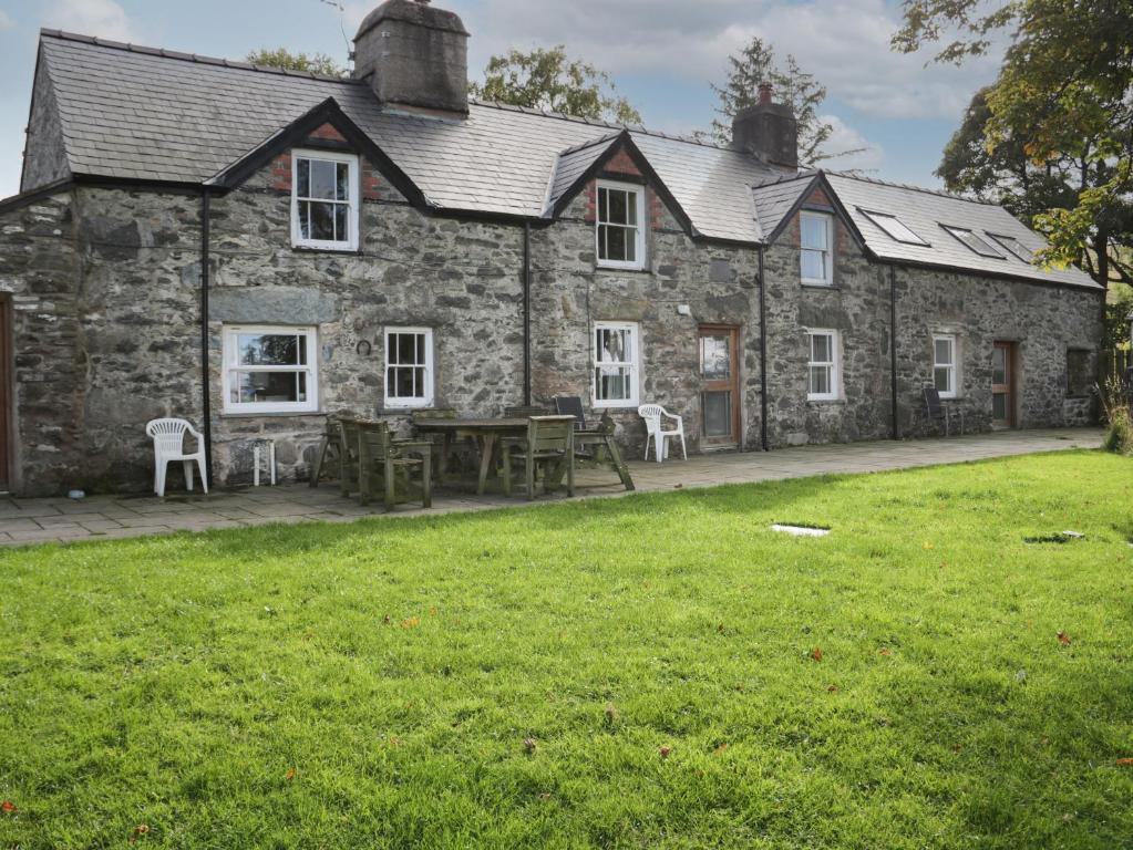 Bryn Dedwydd Farmhouse photo 8