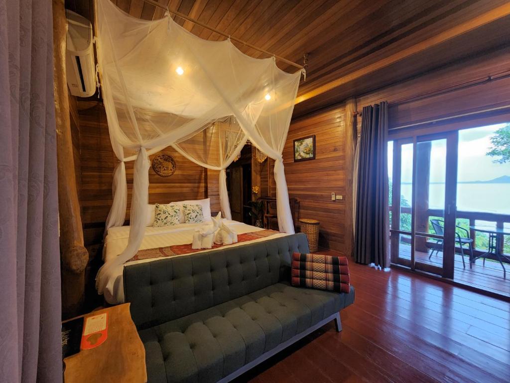 Esmeralda View Resort