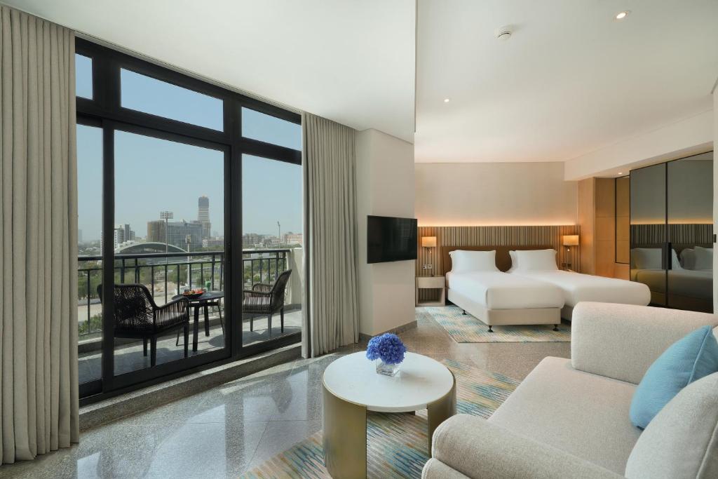 Arabian Park Dubai, an Edge by Rotana Hotel