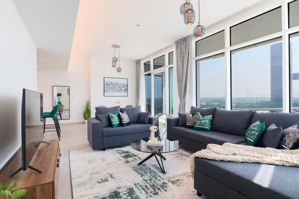 HiGuests - Spacious Apt Near Zabeel Park With Panoramic Views