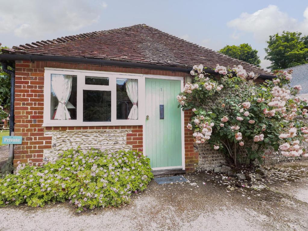 Byre Cottage 1