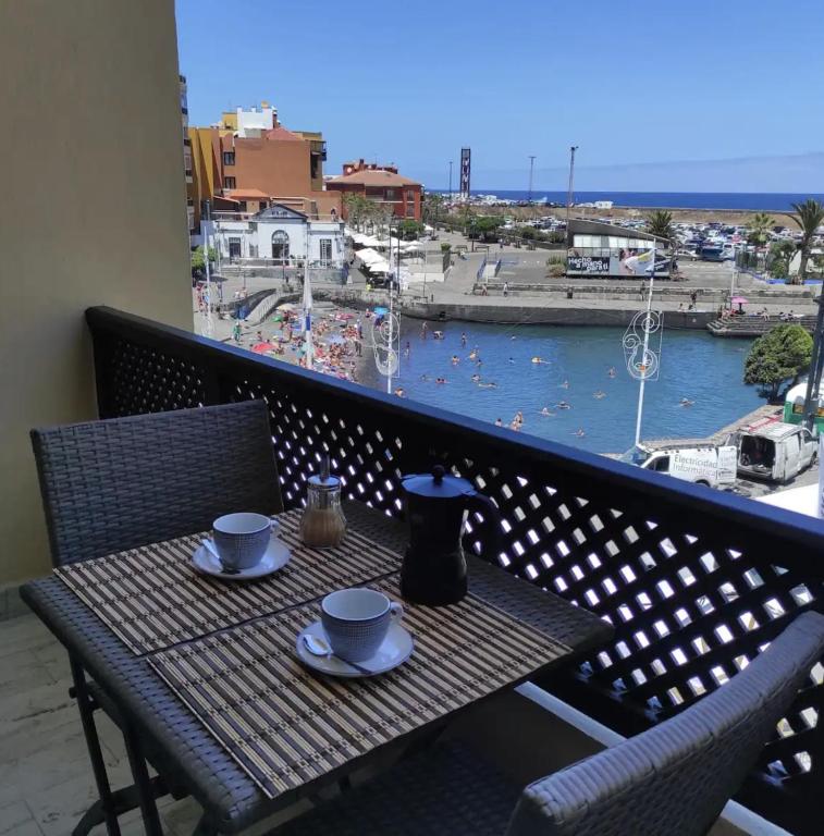 Cozy Studio Harbour View in Puerto de la Cruz, Puerto de la Cruz