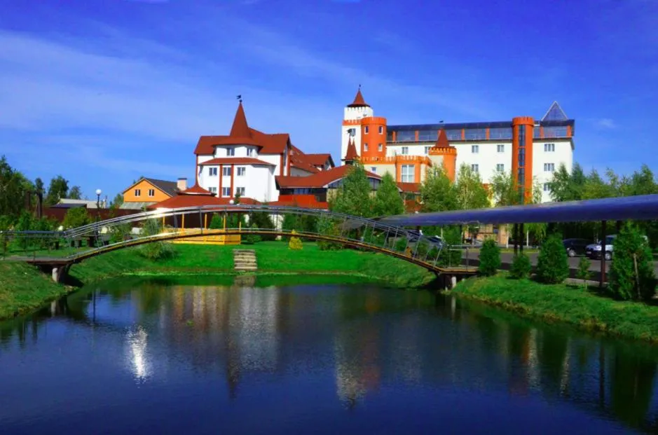 Vyshegrad Castle Hotel, Hotel in Wyschhorod