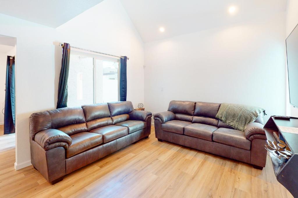 On Tempe Time, Tempe