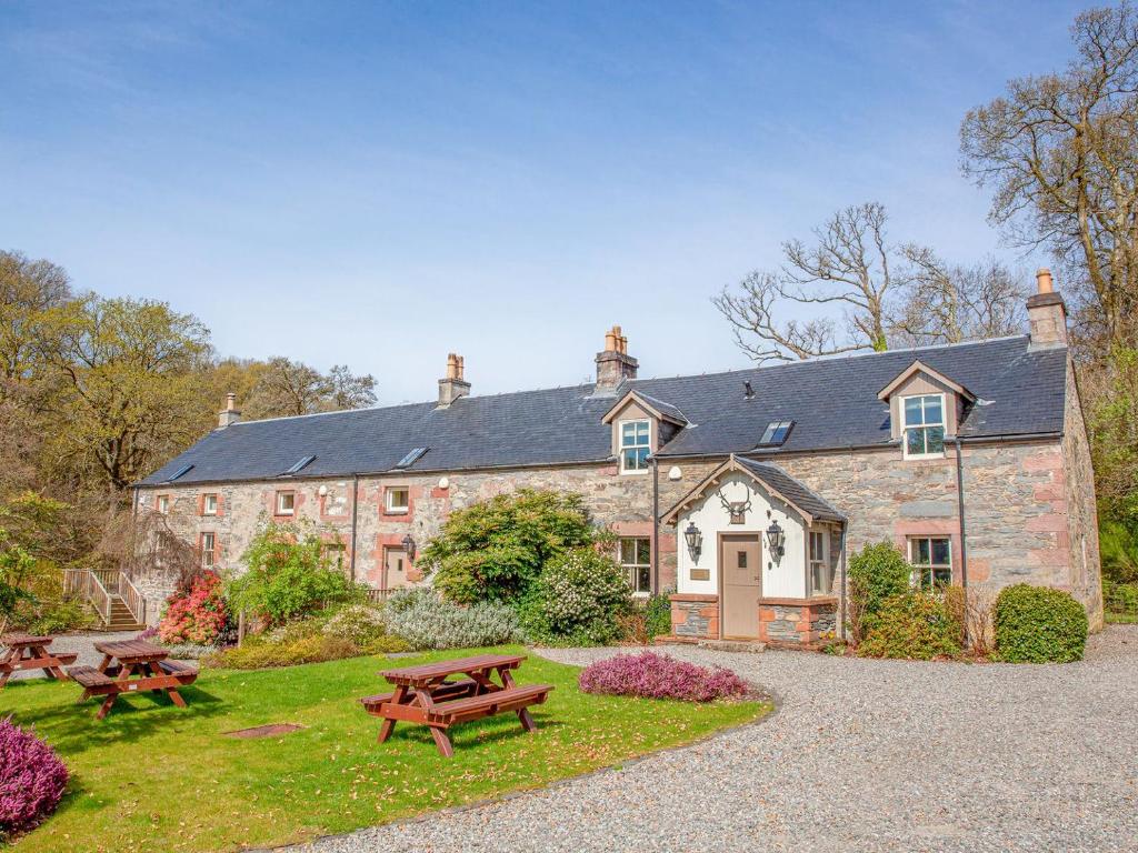 Forresters Cottage - UKC5316