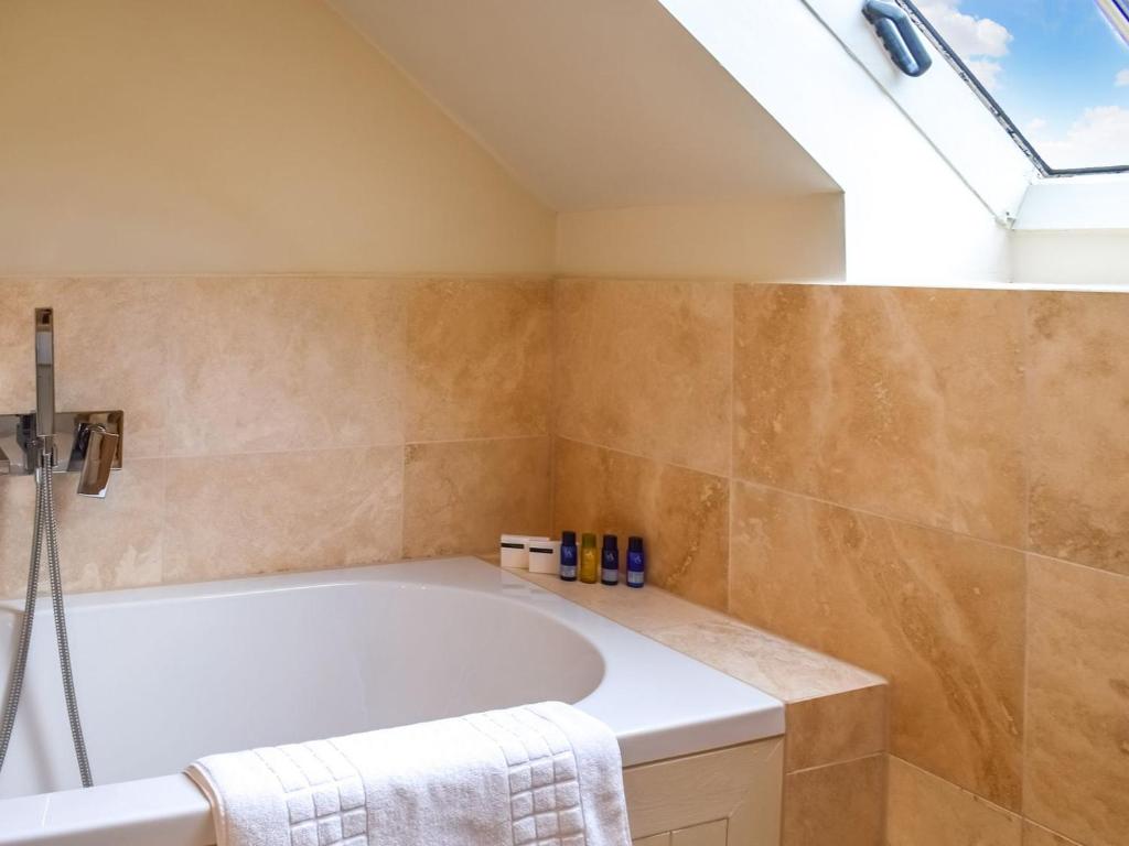 Millers Cottage - UKC5315