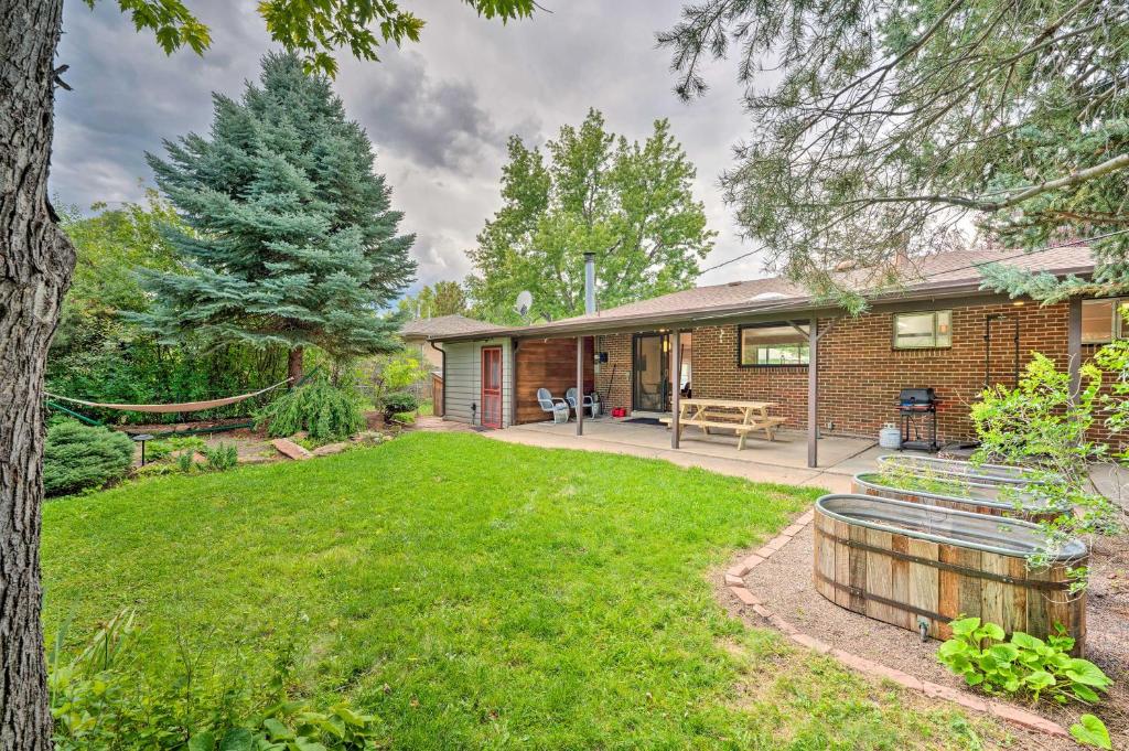 Less Than 3 Mi to Pearl St Home with Large Yard in Boulder, Boulder