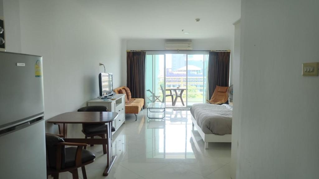 View Talay 6 Studio photo