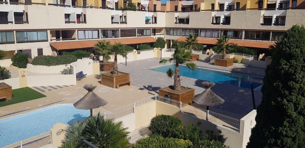 Gruissan-Port-T3-2chambres-5pers-43m2-Parking-Clim-Piscine-Valerie - 1