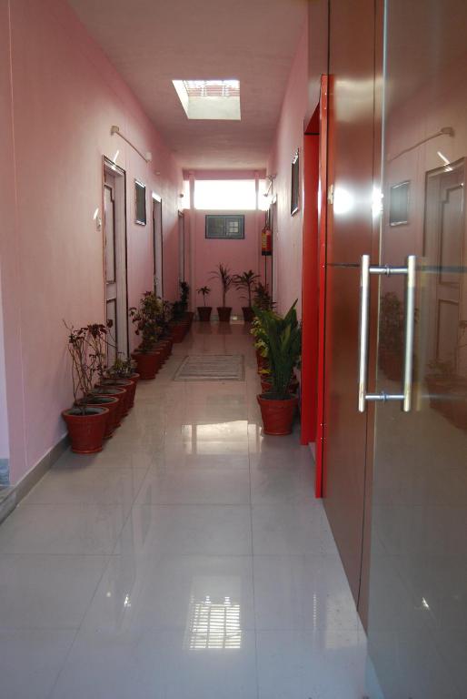 Hotel Shiv Ganga photo