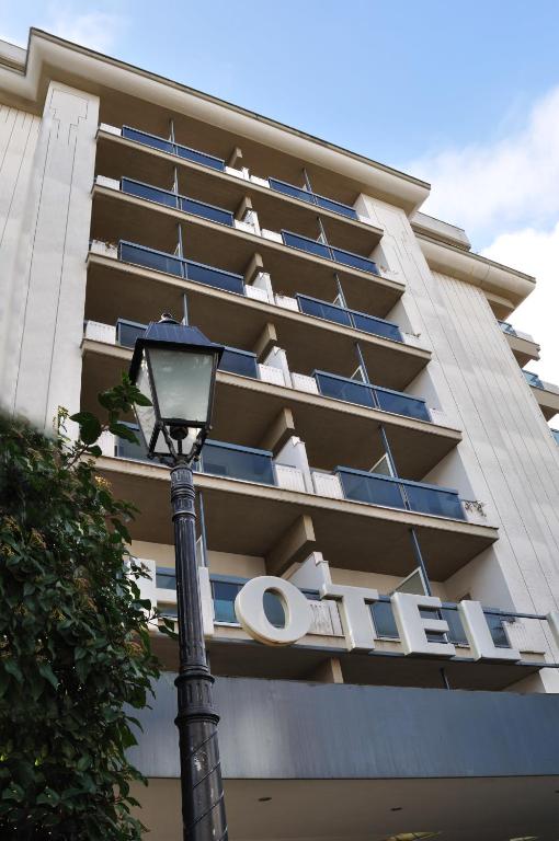 Pineta Palace Hotel 8
