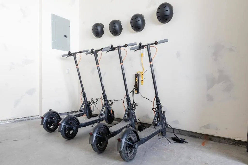 Bear Lake Fun Close to lake Electric Scooters，位于加登城的酒店