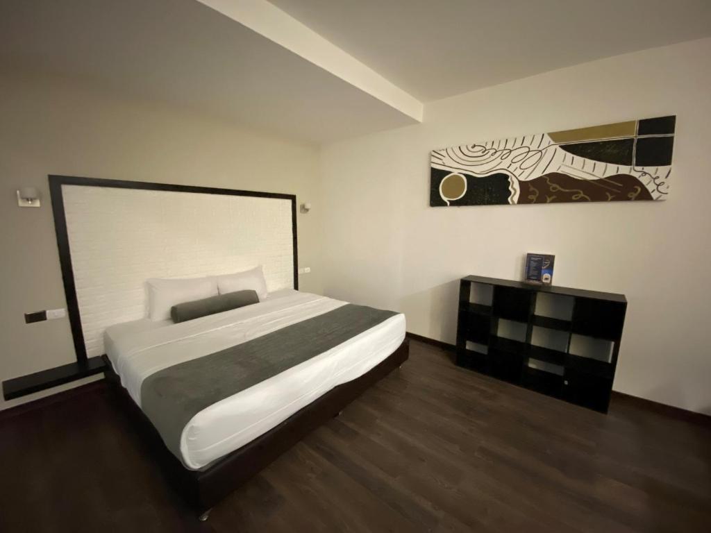 Stay Inn Hotels photo