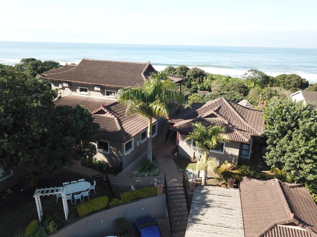 LOMBOK LODGE photo
