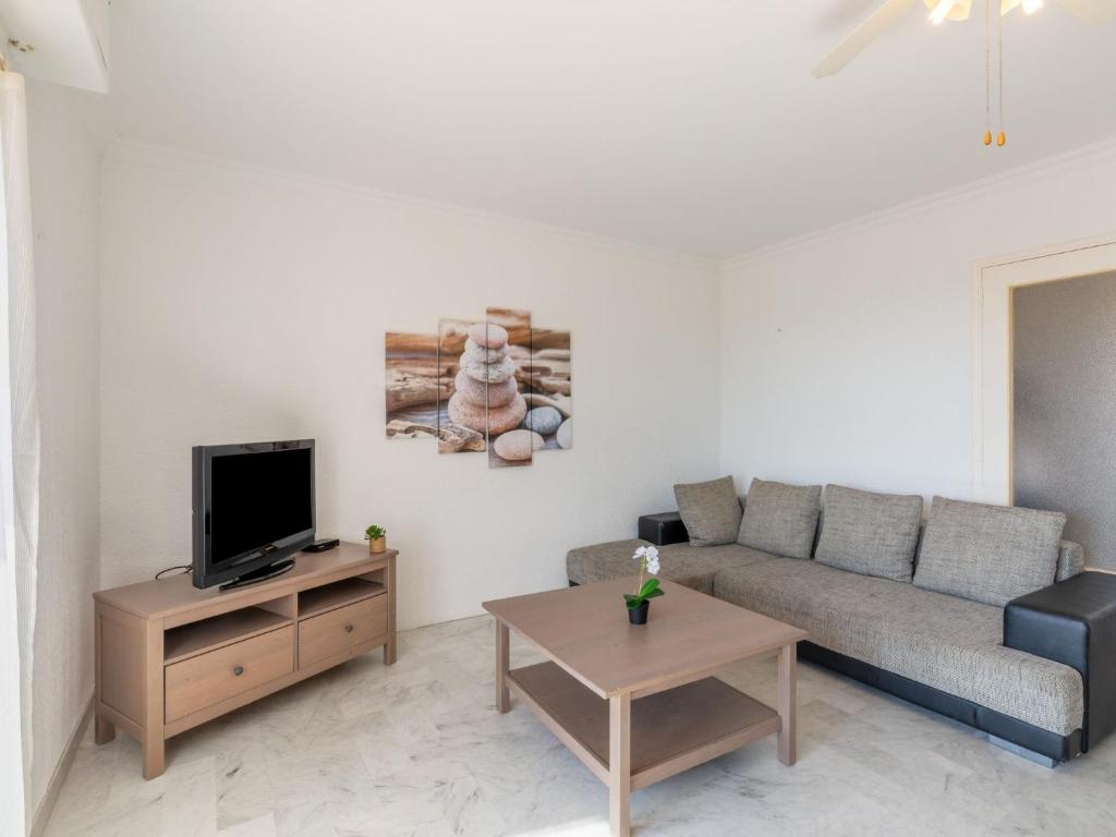 Apartment Les Mimosas-1 by Interhome - 2