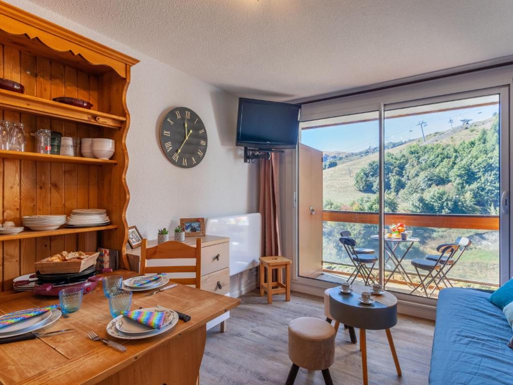 Apartment Soyouz Vanguard-95 by Interhome - 2