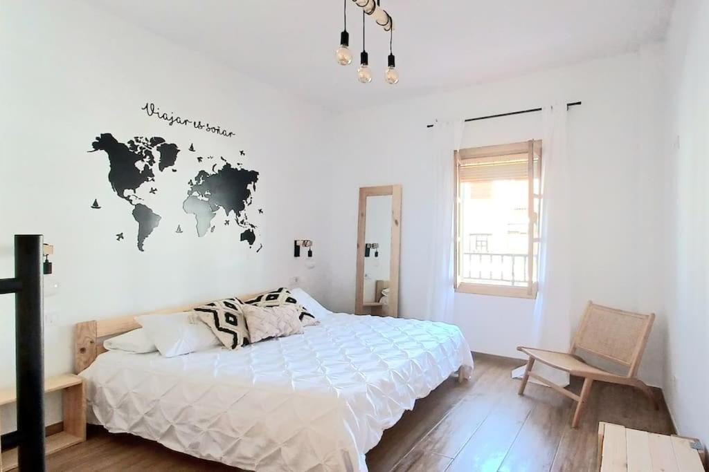 Limerencia: tu hogar en este blanco pueblo - 1