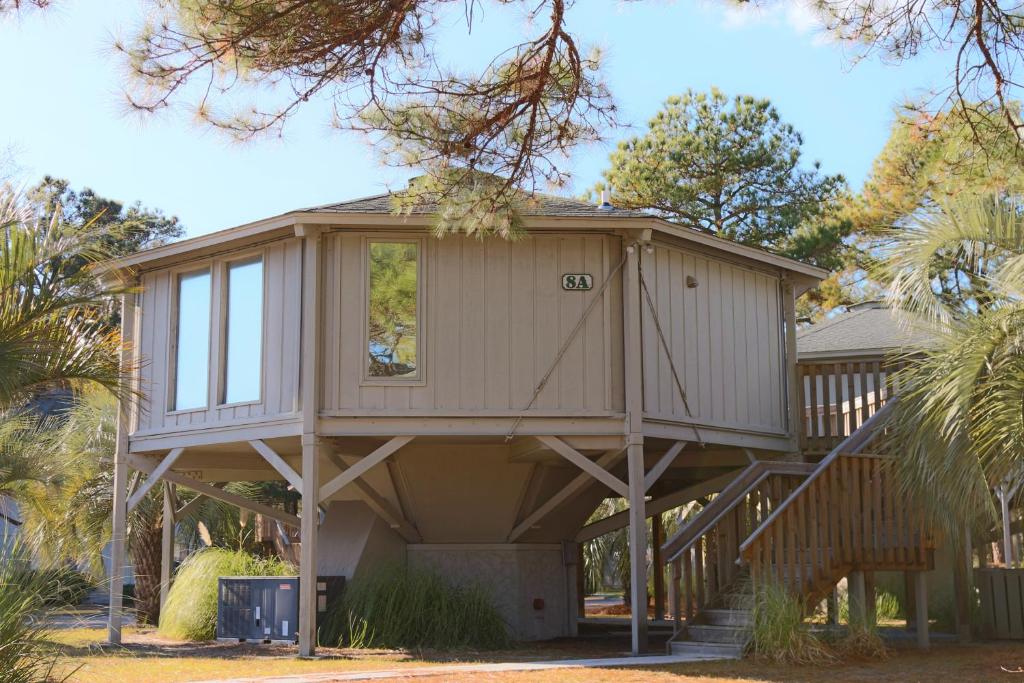 Country Club Villas by Capital Vacations — Hotel in Myrtle Beach (SC)