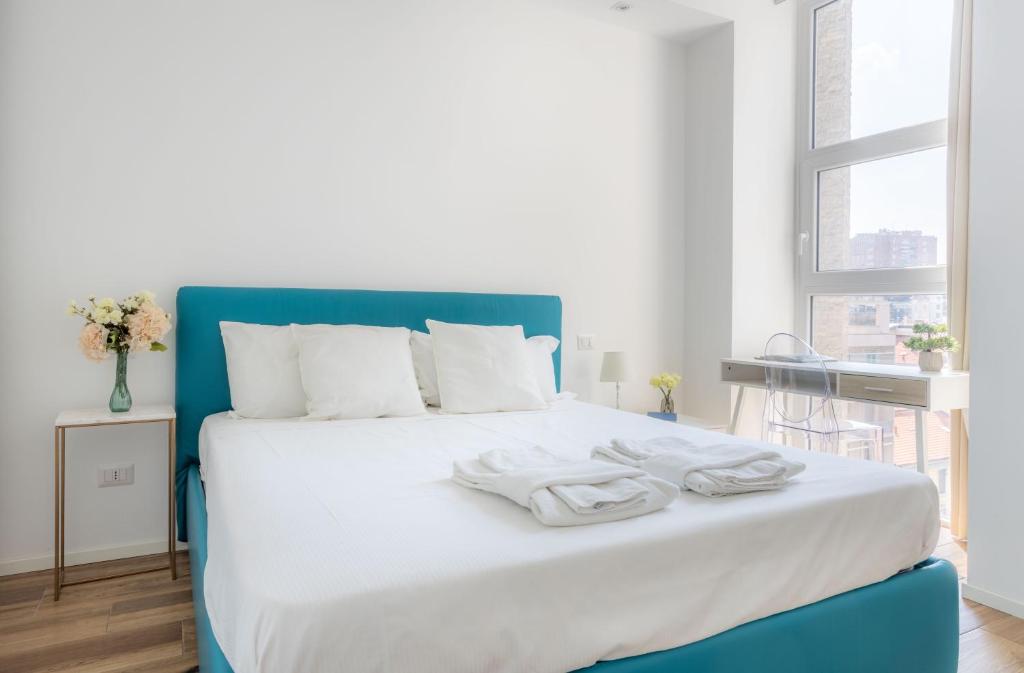 Sunlit 1 Bedroom Apt Via Pirelli, Milan