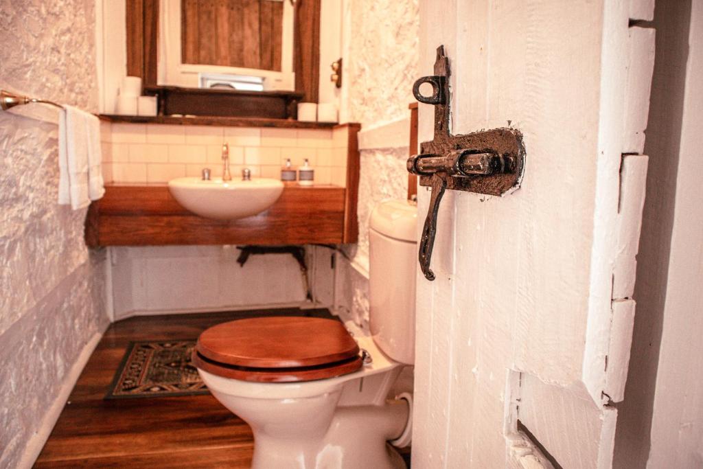 Gaol House Cottages photo