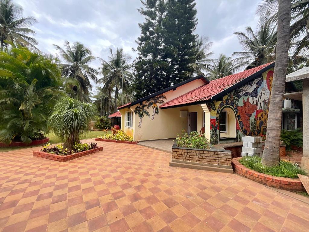 The Fiori resorts - LOTUS — Hotel in Sonnappanahalli