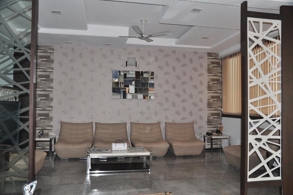 The SSLR Hotel photo