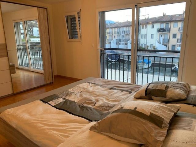 Superbe appartement dans la marina du Bouveret photo