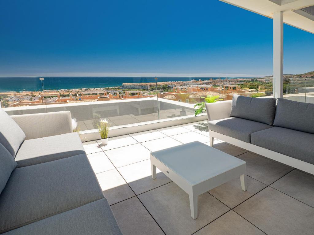 Luxury new modern penthouse with golf and sea Views - Via Celere 2390 - 1
