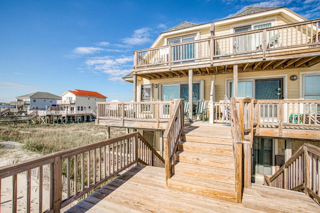 Osprey II, North Topsail Beach