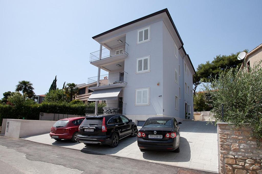 Apartments with a parking space Rovinj - 3393 전경