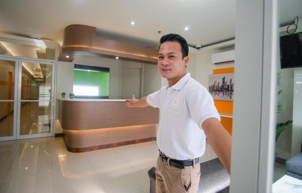 Entrance, Benrose Hotel in Cagayan De Oro