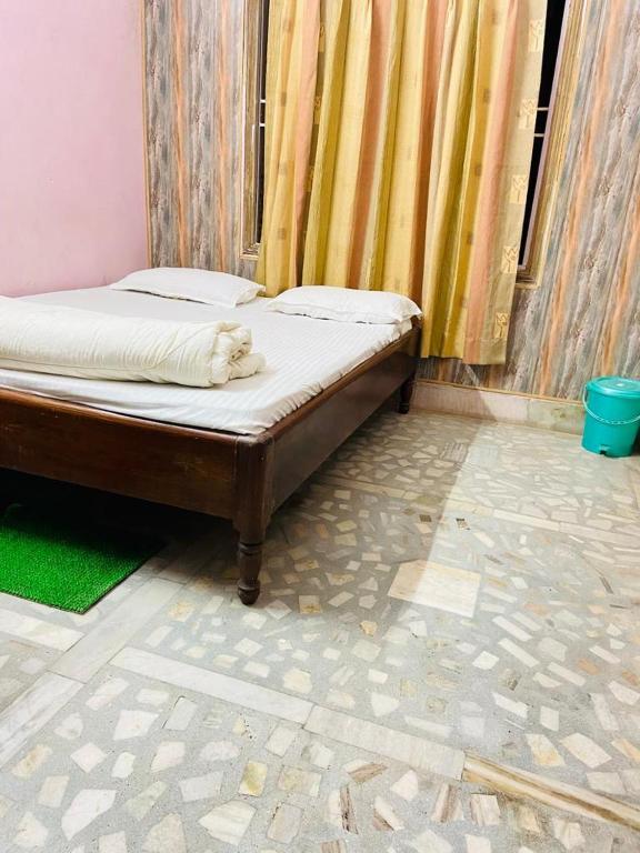 Satyam Hotel photo