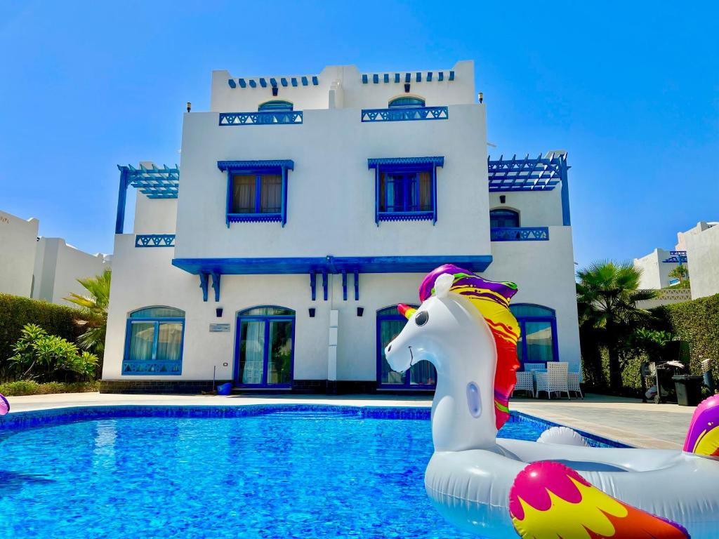 Luxury Villa with pool in Hurghada photo