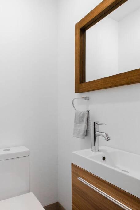 Neem 31 Comfortable, Luxury Apartment 10 min to the beach - 3