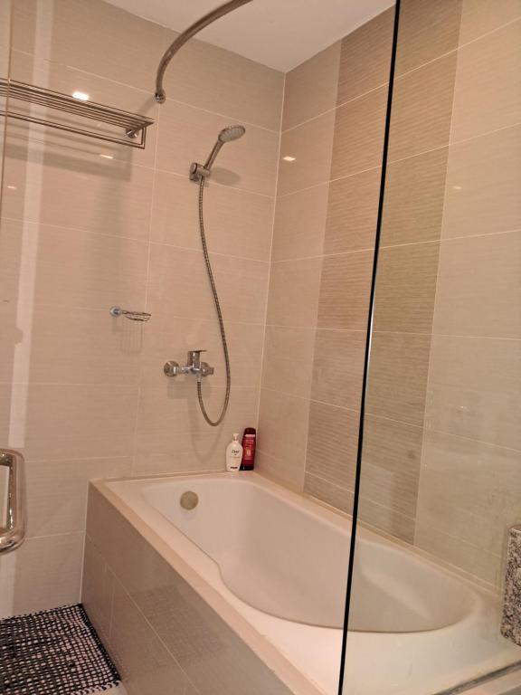 Mactan 8newtown Boulevard photo