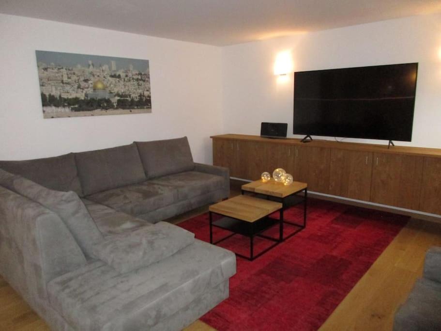 Ferienwohnung Felix mit Tiefgaragenstellplatz, Garmisch-Partenkirchen
