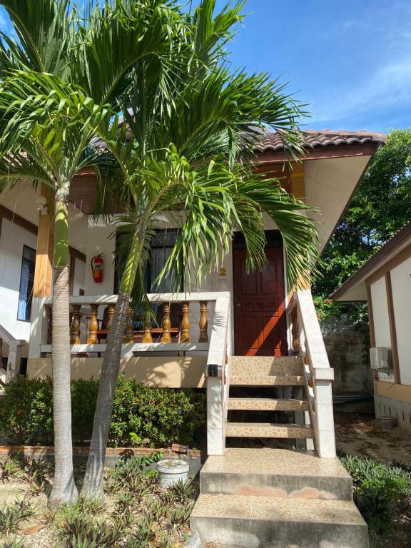 Rainbow Bungalows photo