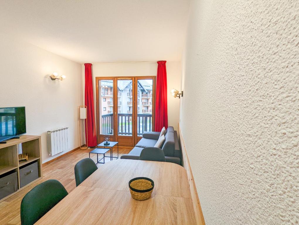 Appartement 2/4 pers, Résidence 4* Les Hauts de Valmeinier, Centre station - 2