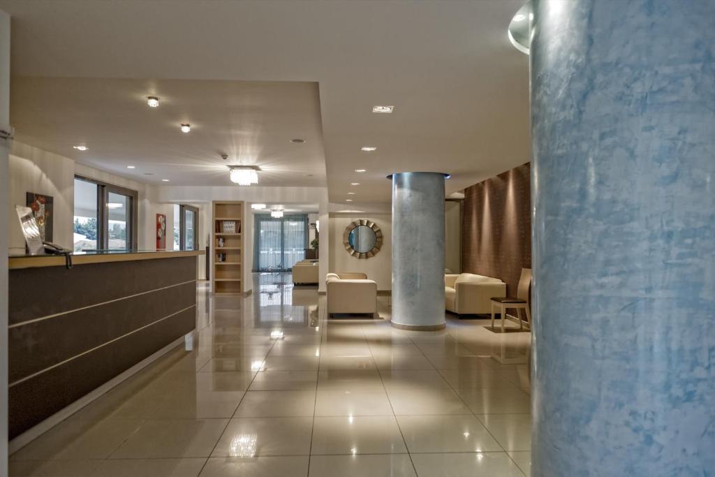 Lagomandra Beach Hotel photo
