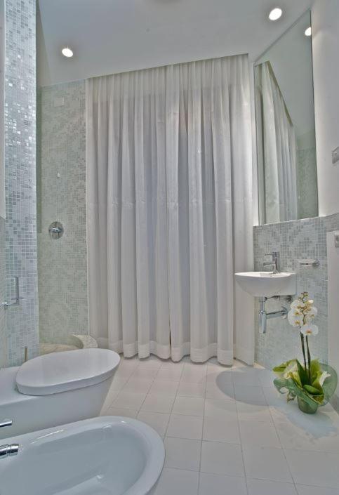 Design Suite Tirano photo