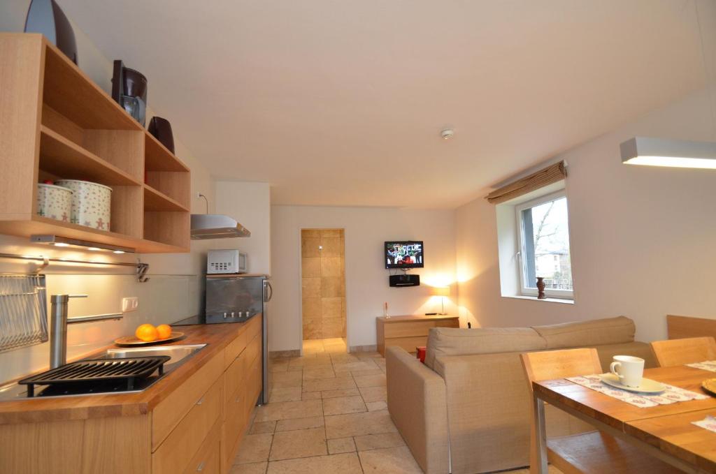 Apartmenthouse 5 Seasons - incl SUMMER CARD by All in One Apartments