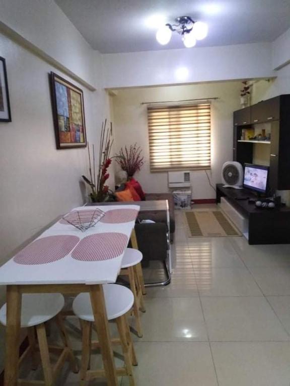 Pinecrest Residential Resort P4-8V accross NAIA3 photo