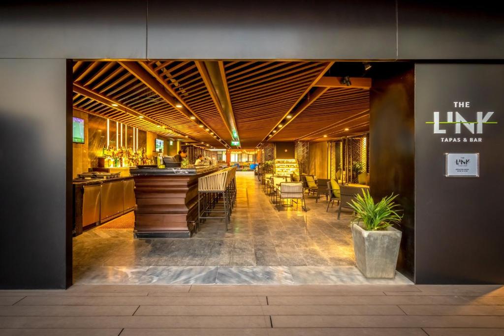 Pub/Lounge