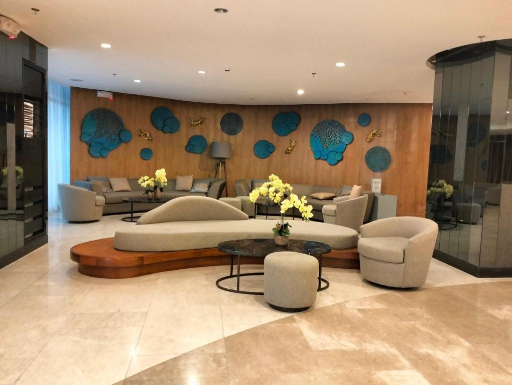 Ray's Staycation at Shore 2 Residences photo