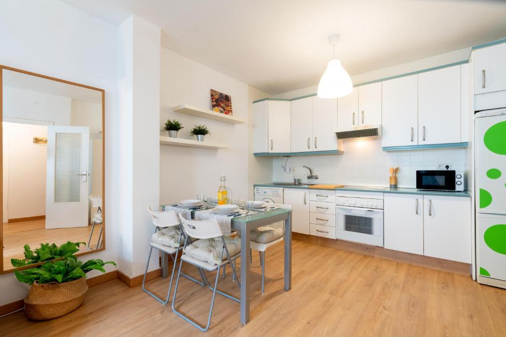 CR ALAMEDA Amplio y Traquilo apartameto para parejas - 4