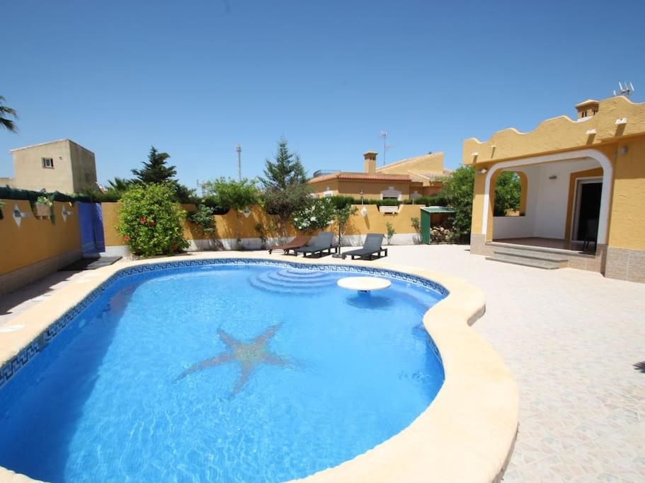 Agradable villa con piscina - 3